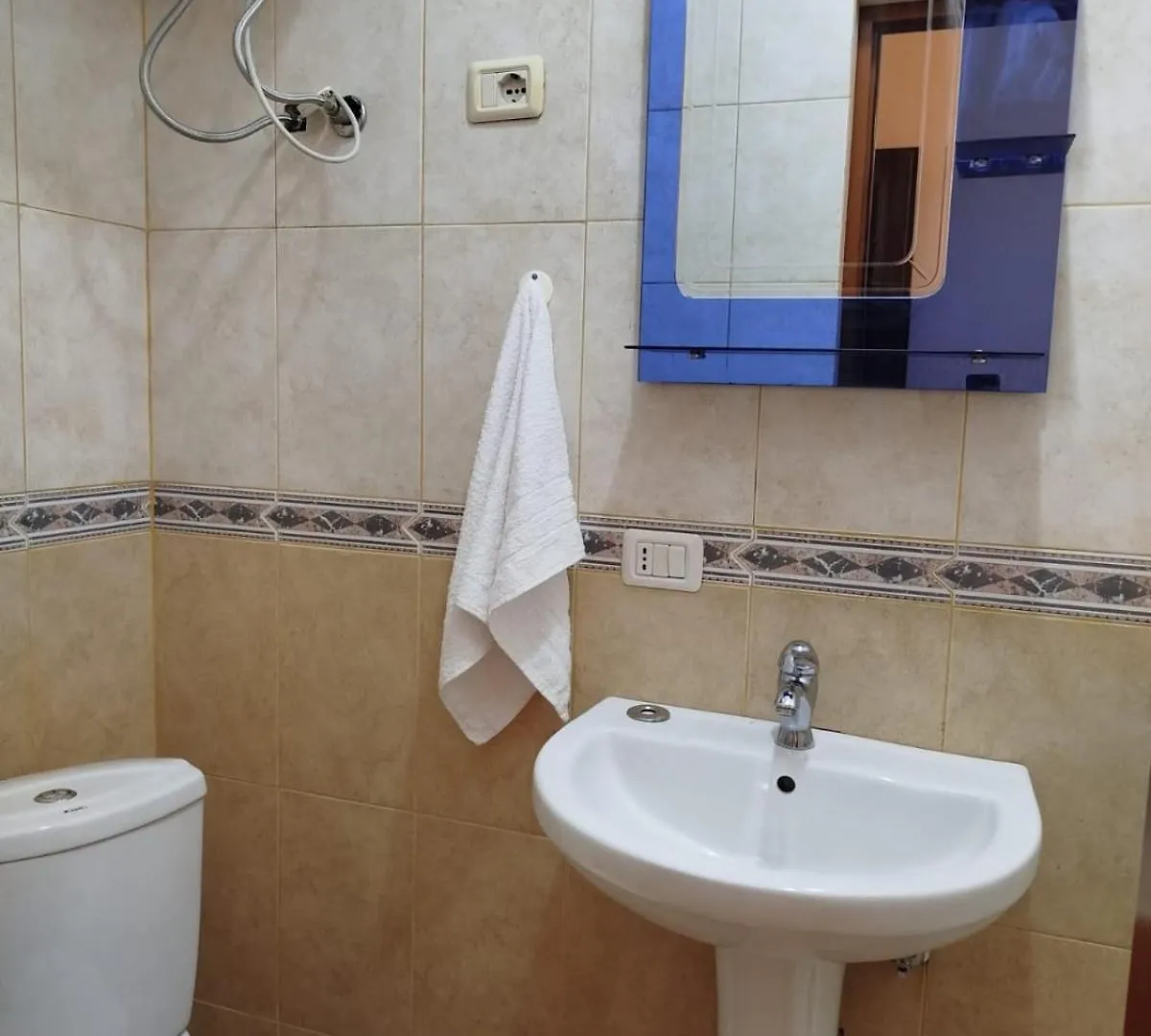 Eden Apartment دراس