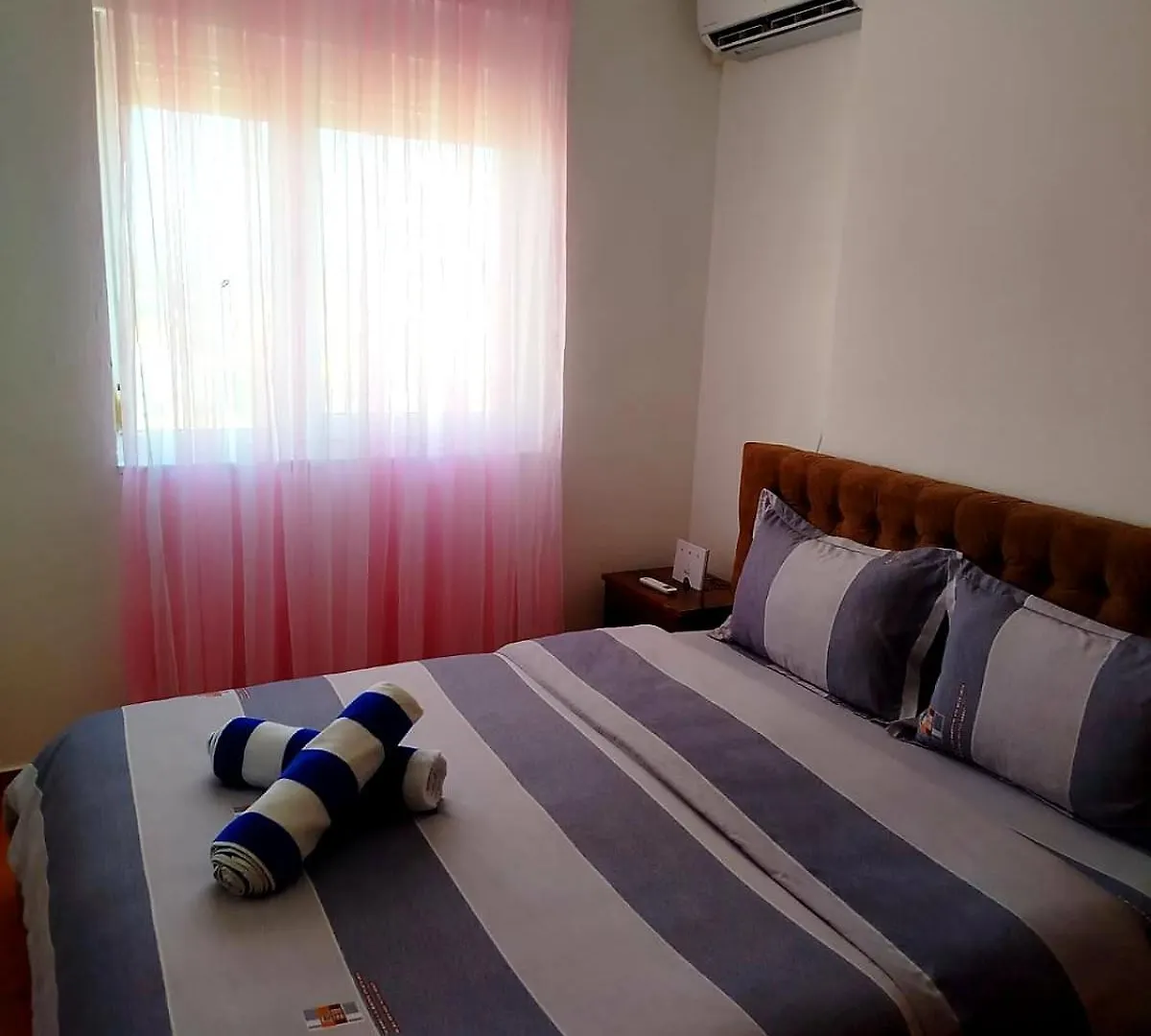 Eden Apartment دراس