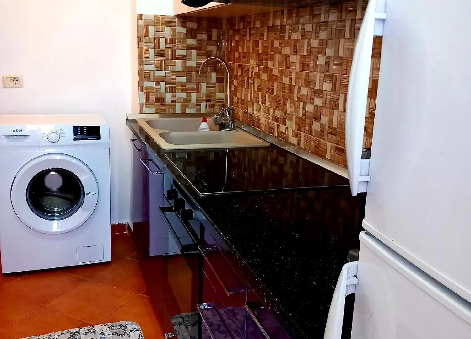 Eden Apartment دراس ألبانيا